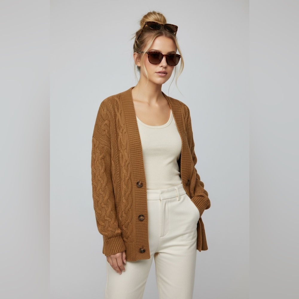 Old Navy XS‎ Oversized Cable Knit Cardigan Button Front Brown Sweater Soft Warm